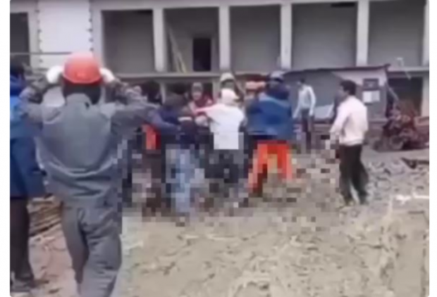 В России 50 узбекистанцев подрались из-за строительного крана