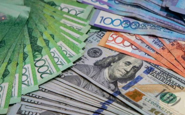 В Узбекистане обновили курс иностранных валют на 19 декабря