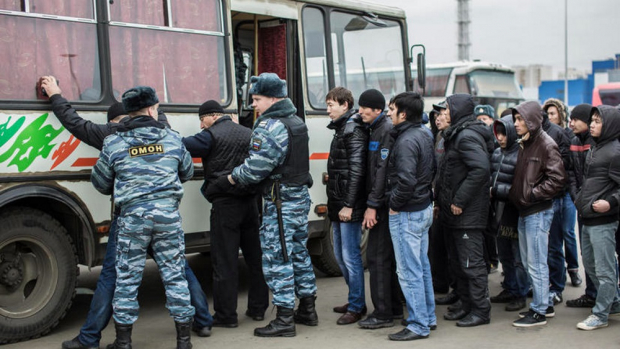 Из России могут депортировать 37 граждан Узбекистана и Таджикистана