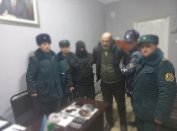 В Коканде задержали наркоторговца с более 1кг наркотиков
