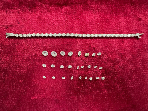 В аэропорту Ташкента изъяли бриллианты стоимостью почти 2 млрд сумов