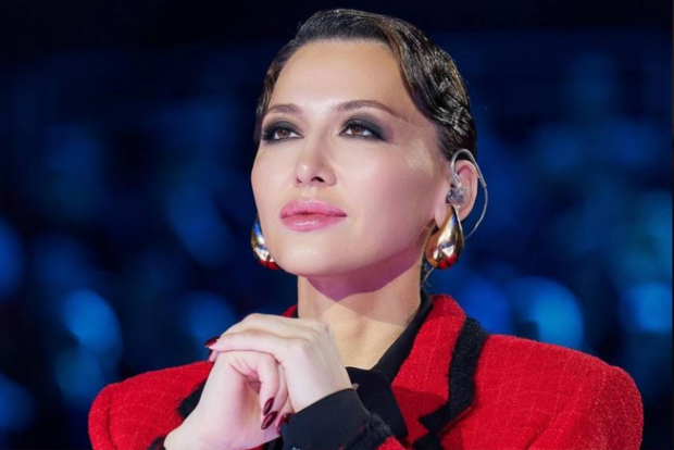Узбекская певица Лола показала фигуру, выложив видео в коротком платье — видео