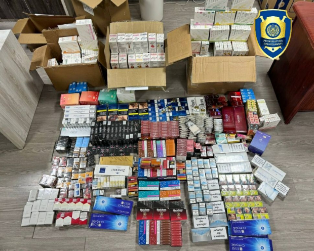В одном из магазинов Ташкента изъяли крупную партию контрабандных сигарет