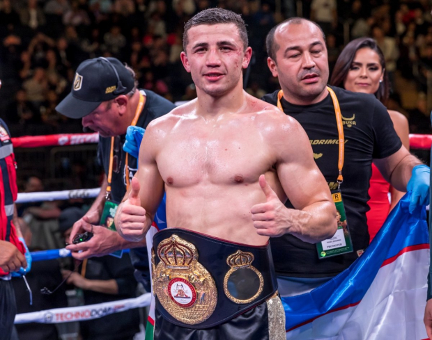 Сорвался бой узбекского боксера за титул чемпиона мира