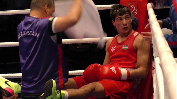 Узбекский боксер Отабек Холматов проиграл бой за семь секунд до конца