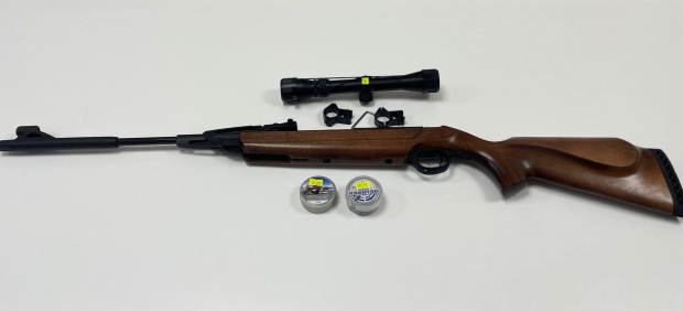 В Самарканде гражданин пытался незаконно ввезти пневматическое ружьё