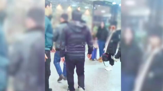 Жительница Янгиюля задержана при отправке двух девушек в РФ для занятия проституцией - видео