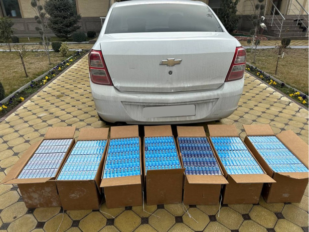 В Коканде пресекли перевозку партии контрабандных сигарет