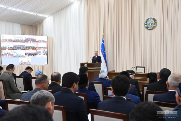 В Сайхунабадском районе домохозяйства получат 2 000 цыплят