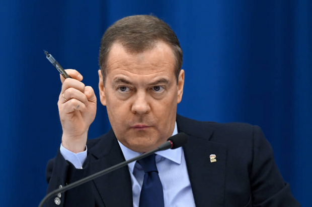 Медведев заявил, что всех причастных к теракту в Crocus City Hall нужно убить