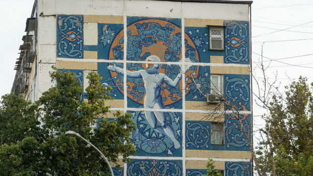 В Узбекистане мозаики на зданиях, наконец, признали объектами культурного наследия