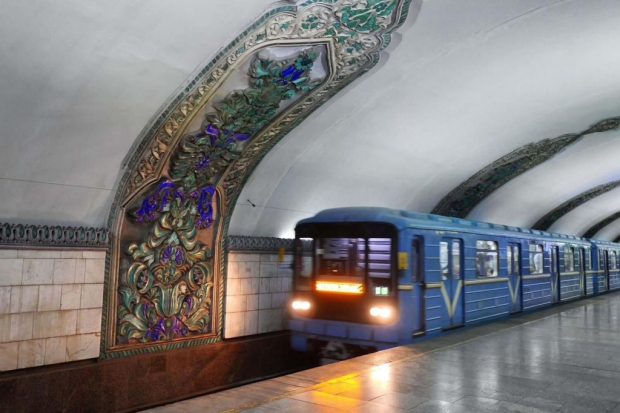 В Ташкентском метрополитене сломался старый подвижной состав