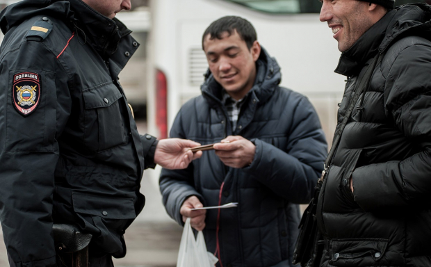 Мигранты будут депортированы пожизненно в случае совершения преступления в России