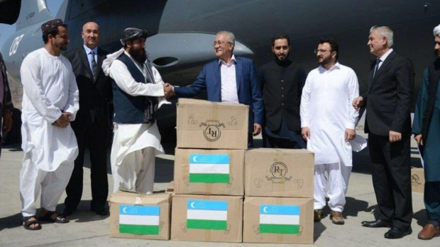 Узбекистан направил очередную партию гуманитарной помощи Афганистану