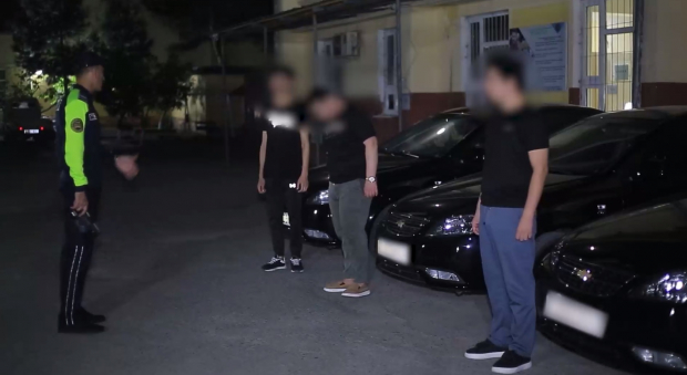 В Коканде наказали водителей чёрных автомобилей «Gentra» - видео
