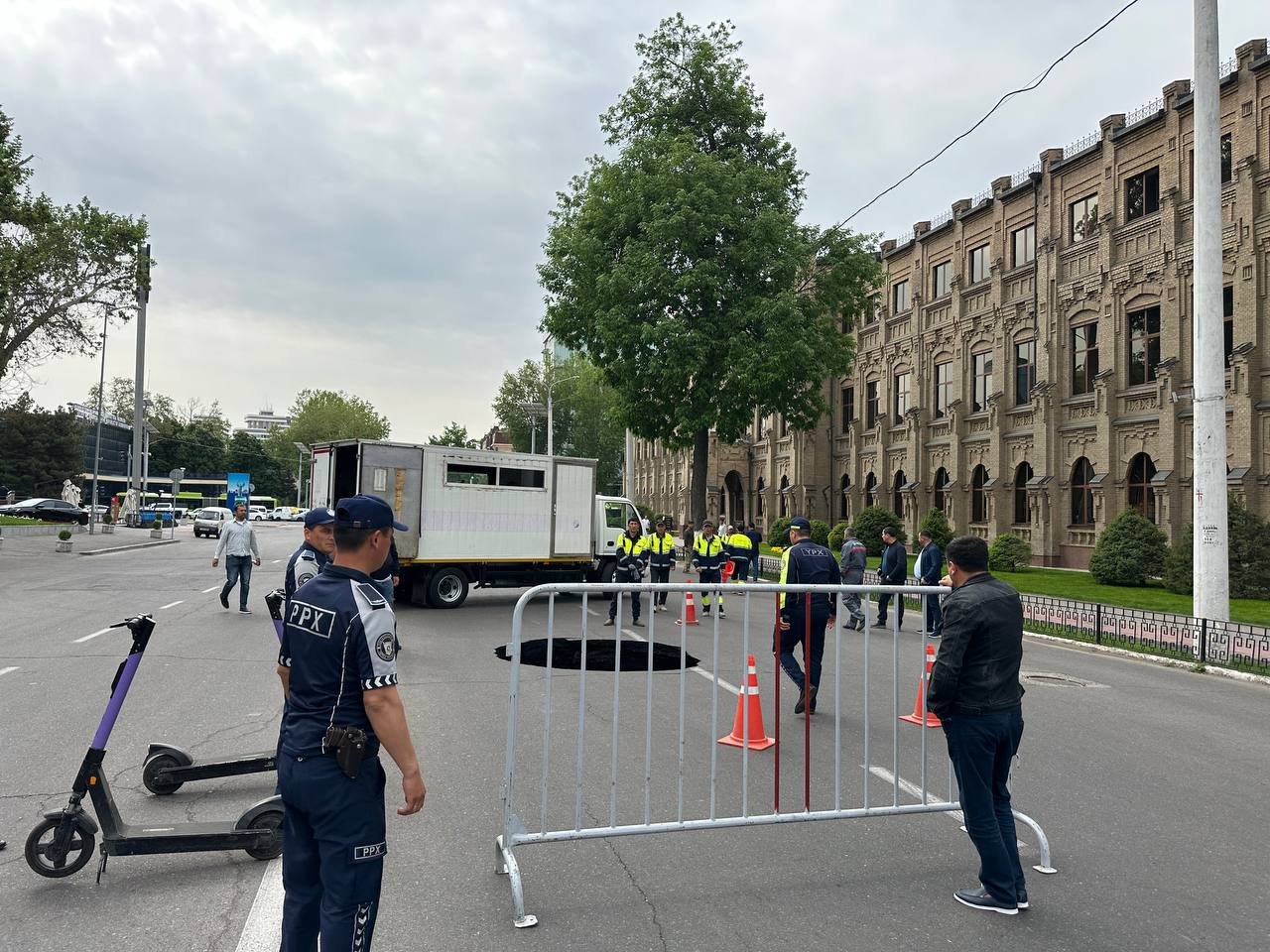 Участок дороги у Вестминстерского университета перекрыт