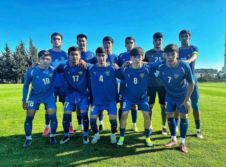 Сборная Узбекистана по футболу обыграла Турцию 2:0