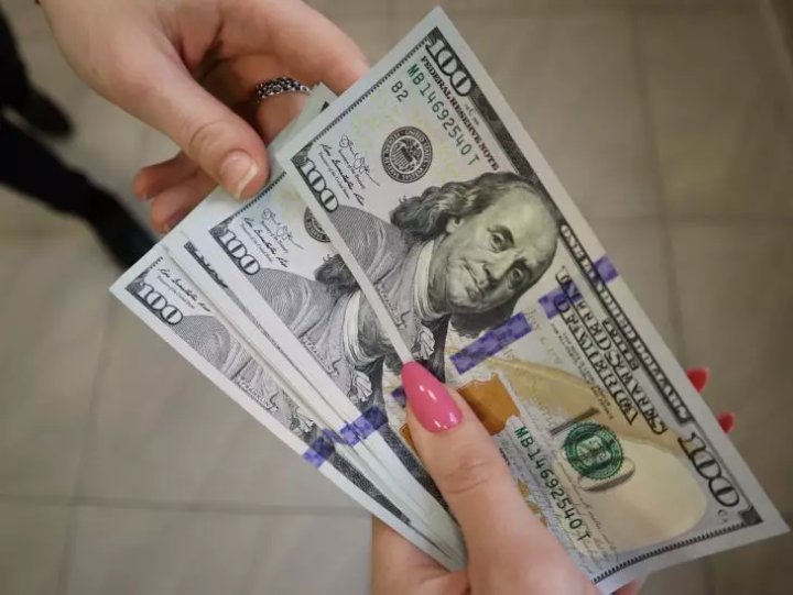 В Узбекистане обновили курс иностранных валют на 22 января