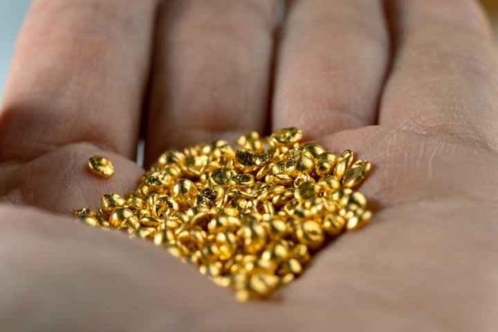 ЦБ Узбекистана фиксирует новый рекорд: 5 грамм золота теперь стоит 9,7 млн сум