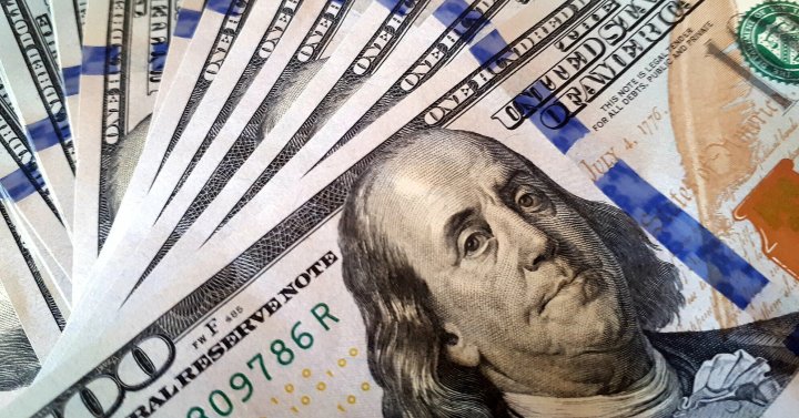 В Узбекистане ожидается падение курса доллара