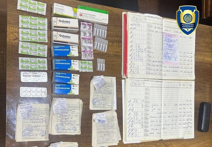 В Каракалпакстане аптекарь продавал без рецепта психотропные препараты по завышенным ценам